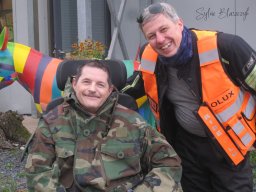 2025-11-14_Moment-de-Partage-et-Bonheur-en-Side